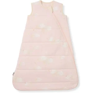 Whimsical watercolor clouds on a pink purely handcrafted 100% pure cotton base ensure this sleeping bag for baby is highly absorbent, soft, and breathable. We facilitate OEM, ODM, and Customized orders, guaranteed to pass GOTS and OEKO-TEX.