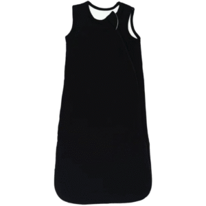 This sleeping bag for baby features a solid black color with a clean and structured look. The sleeveless cut and smooth zipper make this baby sleeping bag tog practical for daily use. Made from 100% cotton, it is breathable, soft, and gentle on baby skin. OEM & ODM and customized services are supported, with production able to meet OEKO-TEX and GOTS standards.