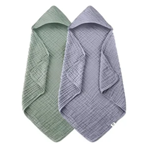 High-absorbency 100% cotton hooded swaddles in Olive and Slate. Features a wavy 3D texture for breathability and skin protection. Guaranteed capable of passing 2026 OEKO-TEX & GOTS certifications with OEM/ODM support.