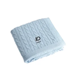 Purely handmade sky blue crochet baby blanket in 100% cotton. Highly absorbent and breathable for total skin protection. OEM/ODM custom-ready; guaranteed to be capable of passing OEKO-TEX/GOTS.
