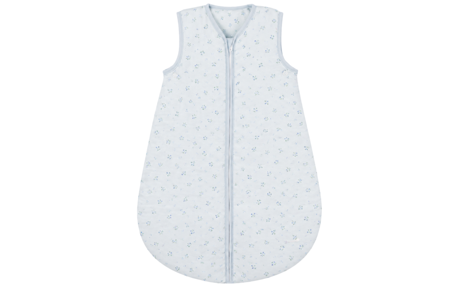 This serene blue sleep sack baby is adorned with minimalist botanical prints on skin-friendly organic muslin. We offer expert OEM, ODM, and customized manufacturing, guaranteeing every unit meets GOTS and OEKO-TEX benchmarks.