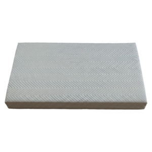 This side view highlights the mattress's uniform thickness and solid edge support. Outfitted with a hypoallergenic, removable cover, it provides long-lasting durability for bulk B2B distribution.