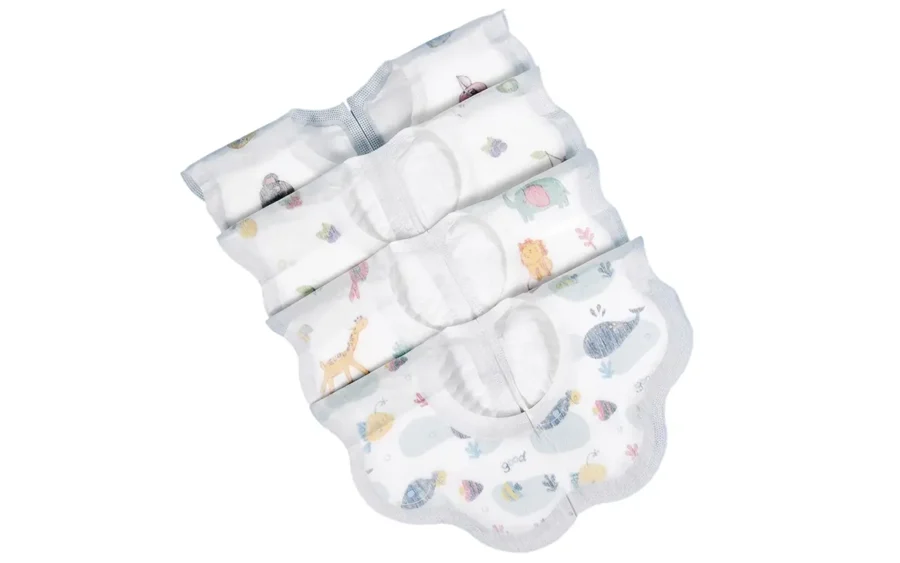 Our Disposable Baby Bibs with Crumb Catcher – Portable Toddler Feeding Bibs offer multi-pattern feeding protection. Our premium non-woven fabric features friendly dinosaurs and marine life graphics to keep toddlers engaged.