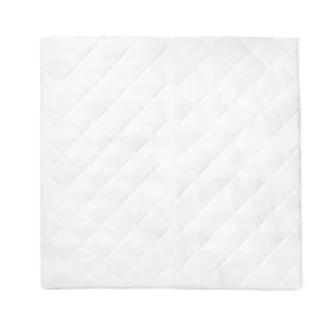 Our fully expanded play mattress creates a perfectly flat, seamless floor area for safe crawling. Our removable 100% polyester cover supports strict 40°C machine washing for maximum hygiene control.